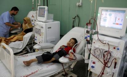 غزة: نفاد زيوت المولدات يهدد بتوقف أقسام حيوية بالمستشفيات