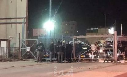قوات الاحتلال تنفذ عمليات هدم قرب مخيم قلنديا شمال القدس- فيديو